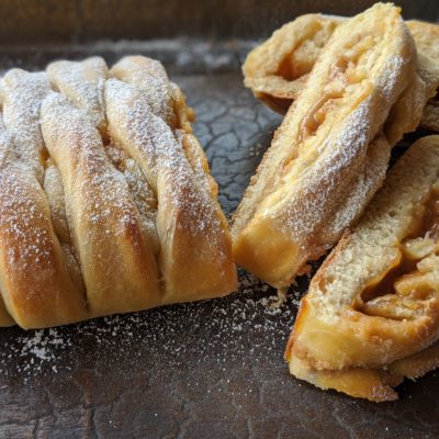 PB & J Banana Braid Bread Recipe was created by Rochelle at Da Vine Foods and can be found at https://davinehawaii.com/recipe/pb-and-j-banana-braid/