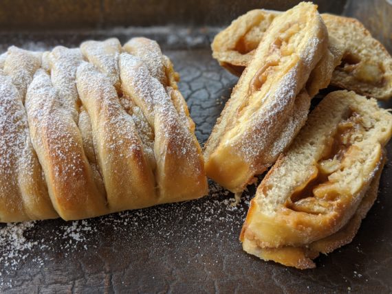 PB & J Banana Braid Bread Recipe was created by Rochelle at Da Vine Foods and can be found at https://davinehawaii.com/recipe/pb-and-j-banana-braid/